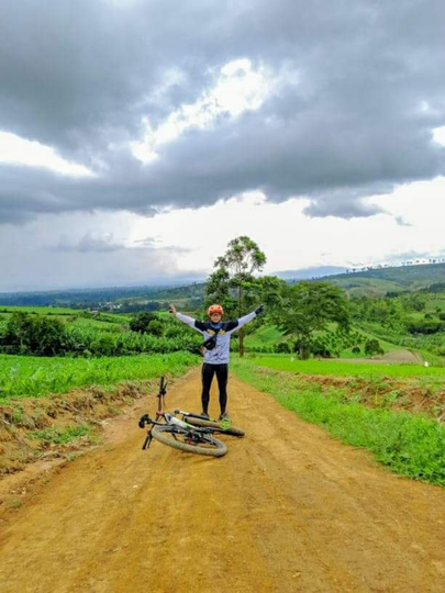 Sehat Dan Positif Pastinya Bersepeda, Salam Dua Pedal Tetap Pilihan Sepeda Lokal!
