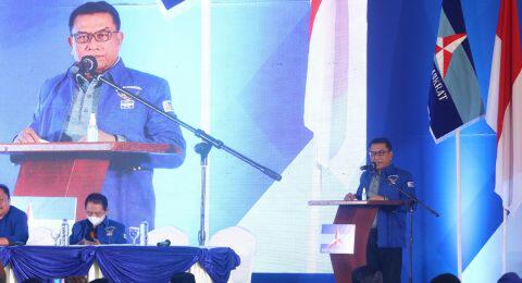 Dijadikan Ketua PD Versi KLB, Ade Armando Minta Moeldoko Mundur dari Istana