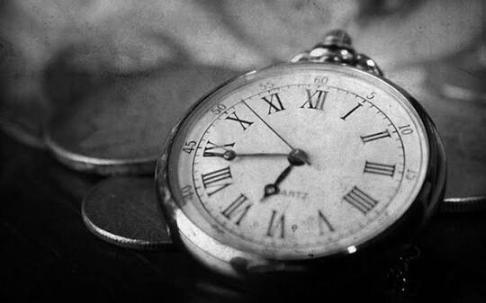 Jam Berapa "Jam" Diciptakan Pertama Kali?