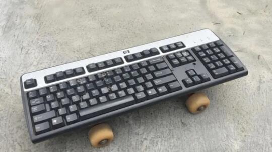 Nyeleneh, 7 Modifikasi Skateboard ini Bikin Geleng Kepala, Tertarik Mencoba?
