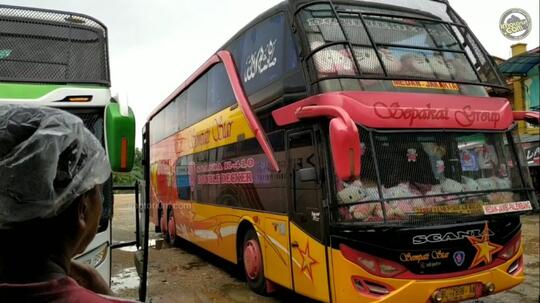 7 Ciri Khas Bus-Bus Sumatera, Mulai Debu Sampai Jalur Ekstrim