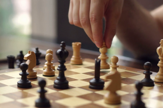 Shannon Number Mungkin Bisa Menjadi Kunci Memahami Polemik Dewa Kipas Vs Gotham Chess