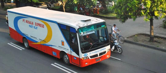 Sejarah PO Rosalia Indah - Nama Bus Ini Diambil dari Nama Anak Pertama Sang Pemilik