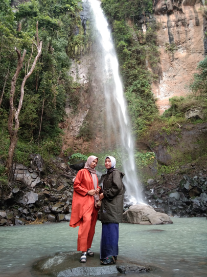 Bikin Candu, Begini Keren dan Indahnya Air Terjun Riamau NTB, Yuk, Travelling!