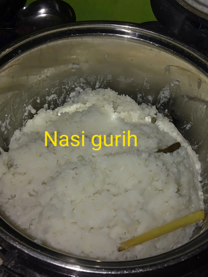 Ini Dia Resep Nasi Gurih Magic Com, Tinggal Ceklek, Nggak Pakai Ribet!