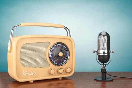 Zaman Now!! Masih Ada Yang Mendengarkan Radio Atau Sudah Ditinggalkan?