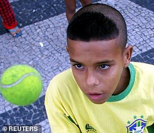 16+ Ronaldo Brazil 2002 Pics