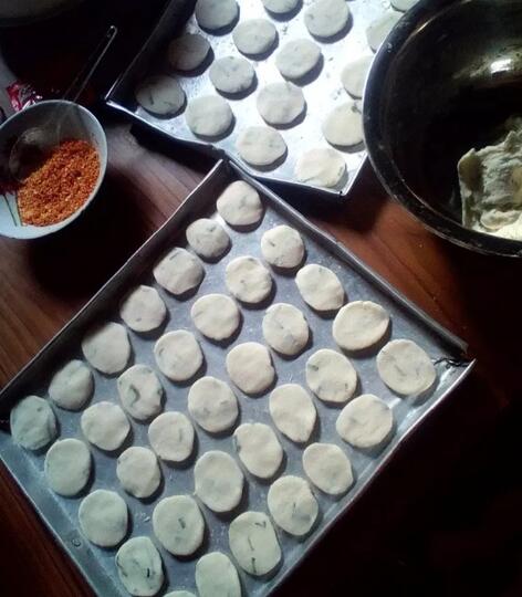 Cipak Koceak, Cemilan Viral yang Bikin Mulut Teriak Karena Kepedasan