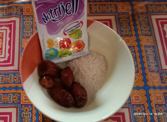 Menu Takjil Yang Segar Pelepas Dahaga; Puding Kurma dan Rujak Timun, Kuy Dicoba!