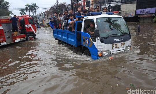 Inilah Alasan Kenapa Bus Dan Truk Memakai Mesin Diesel