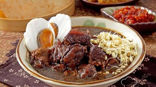 Keluwek, Sebenarnya Buah Beracun Tapi Malah Dijadikan Bumbu Dapur, Kok Bisa?