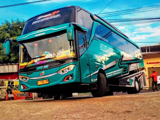 Perkembangan Jetbus, Body Populer Nan Elegan Buatan Karoseri Adiputro Malang