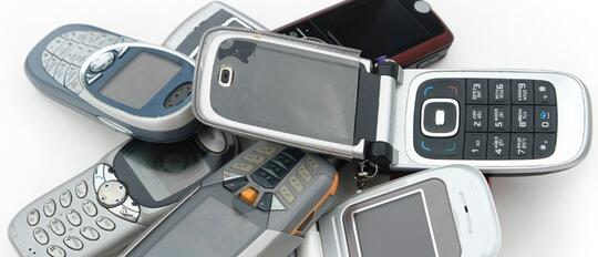 Uang THR, Lebih Pilih Ganti Gadget Atau Ditabung?