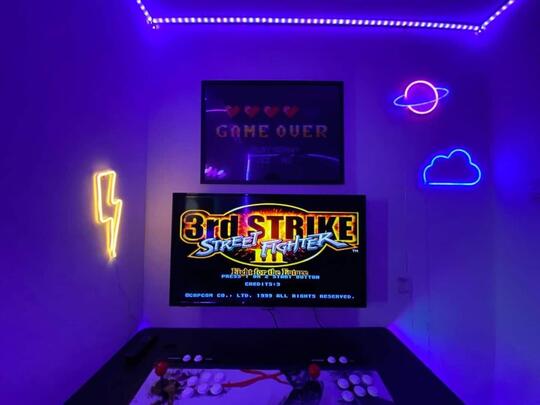 Serunya Staycation di Gaming Room Bareng Temen Saat Ramadhan
