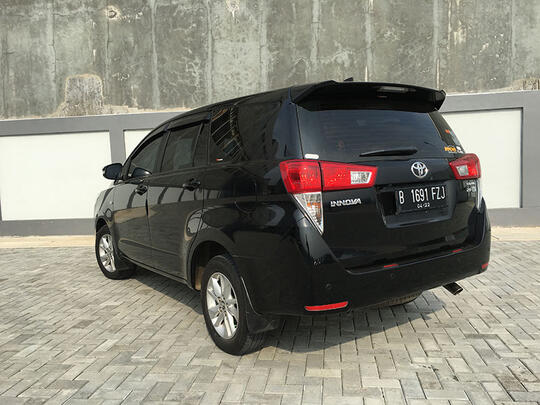 17 Tahun Kiprah Toyota Kijang Innova, Mobil Tangguh Andalan Keluarga Indonesia