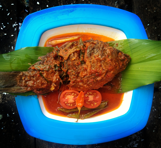 Pesmol Ikan Mas, Kuliner Khas Sunda Pelengkap Menu Berbuka Puasa Yang Lezatnya Nampol