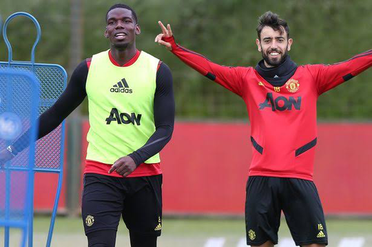Canda Pogba Untuk Bruno Fernandes: Dia Serba Bisa Kecuali Bertahan!