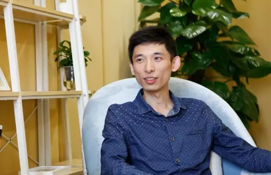 Hanya Interview 3 Menit, Wu Hanqing Langsung Diterima Kerja dengan Gaji Ratusan Juta!
