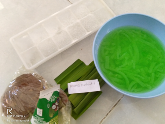 Deretan Takjil Ala Mamaproduktif dari Rujak Kangkung Sampai Es Cendol