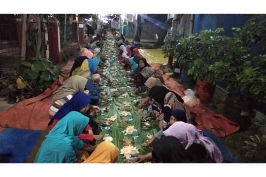Sambut Ramadhan Dengan Mengunjungi Makam Leluhur, Tradisi Nyadran Ini Wajib Dilakukan