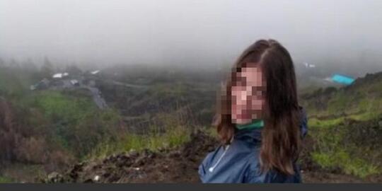 Model Bule Rusia Adegan Mesum Di Gunung Batur, Bikin Netizen Bali Meradang