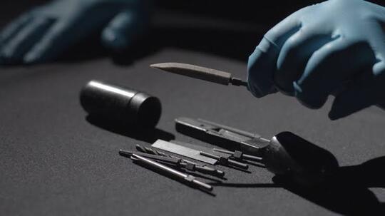 Rectal Tools, Alat Untuk Kabur Yang Disembunyikan Di 'PANTAT' oleh Para Mata-mata