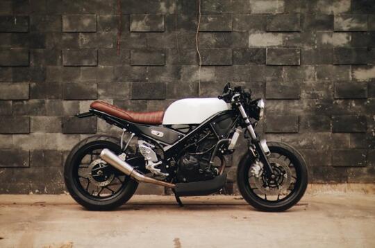 Inspirasi modifikasi R25 yang beda tapi tetep keren