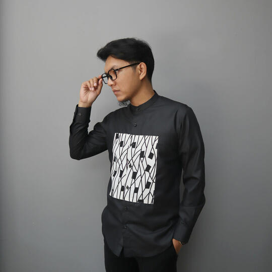 Tampil Maskulin Dengan Kemeja NAKUMI NAKABI Black Series