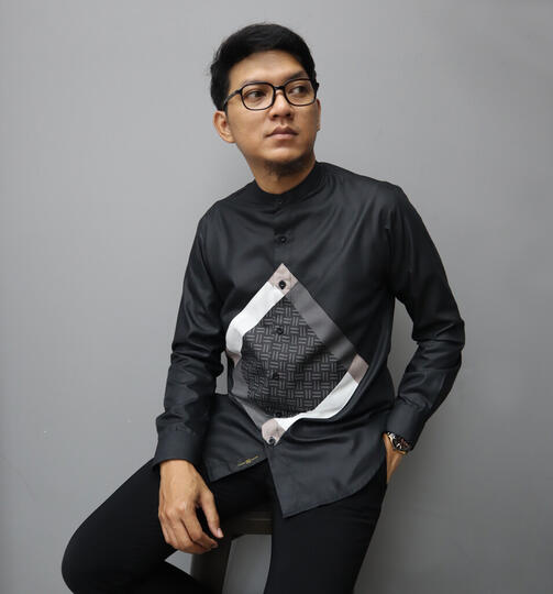 Tampil Maskulin Dengan Kemeja NAKUMI NAKABI Black Series