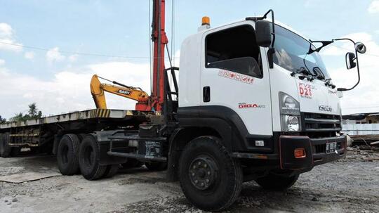 Mengenal Crawler Gear, Gigi Siput Andalan Truk Untuk Menaklukkan Medan Berat!