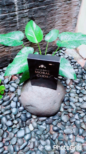 Review Buku : PATRICK KELLAN'S Moral Code Black Cover, The Magic Of The Book
