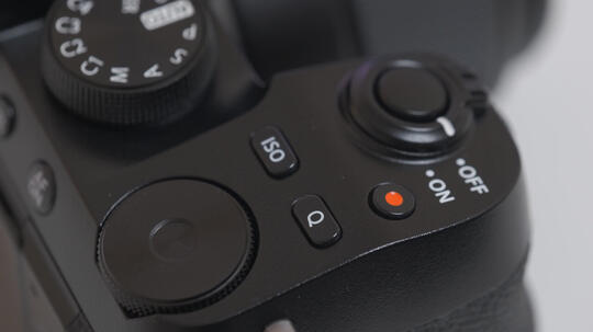 Review Fujifilm X-S10