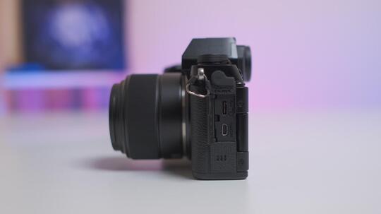 Review Fujifilm X-S10