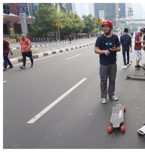 Generasi E-board: Skala Kecil Tapi Berkelas