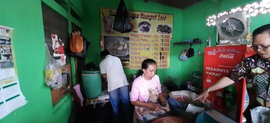 Warung Panjiopa, Soto Daging Khas Madura