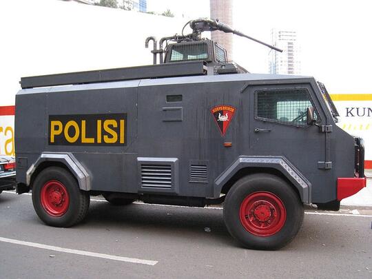 Tactica Water Cannon - Kendaraan Polisi yang Menjadi Korban Tragedi Koja