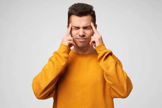 Anda Sering Lupa Suatu Kata Saat Hendak Berbicara? Kenali Masalah Otak Lethologica