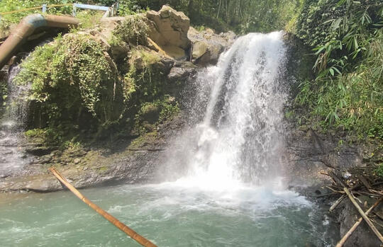 Berkunjung ke Curug Thitang, Air Terjun Asri yang Tersembunyi