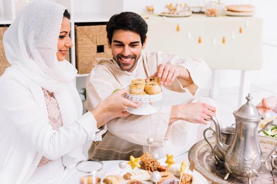Strategi Minum dan Makan Saat Lebaran, Jangan Gunakan Aji Mumpung