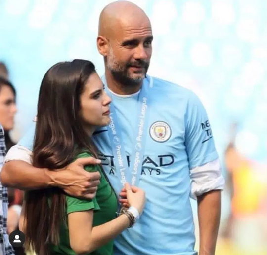Dele Alli Kepergok “Nyedot” Anak Pep Guardiola!