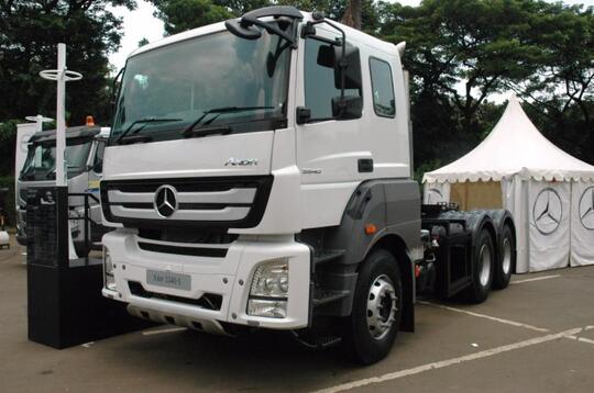 Kenapa Sebuah Truk Baru Pilihan Warnanya Sangat Sedikit Dan Tak Jarang Yang Hanya 1?