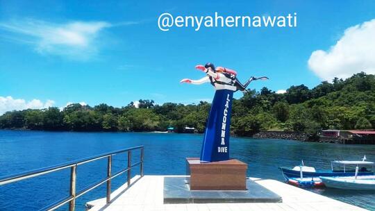 Pantai Jikomalamo, Tempat Asyik Menikmati Aneka Olahraga Air di Pulau Ternate