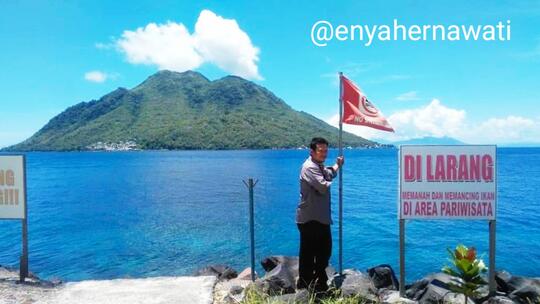 Pantai Jikomalamo, Tempat Asyik Menikmati Aneka Olahraga Air di Pulau Ternate
