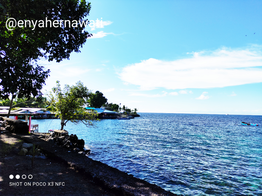 Pantai Jikomalamo, Tempat Asyik Menikmati Aneka Olahraga Air di Pulau Ternate