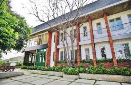 Inilah Beberapa Keunikan Yang Ditawarkan Oliver's Hostelry. Penasaran Konsepnya?