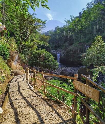 Curug Bayan. Wisata Alam Air Terjun yang Ngehits di Banyumas