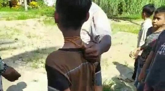 Bocah Diikat Lehernya dan Diseret seperti Hewan Gegara Curi Kotak Amal untuk Makan