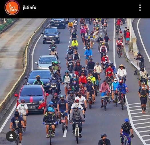 Arogansi Pesepeda!! Akankah Ada Sanksi Tilang? Wacana Sita KTP Mencuat