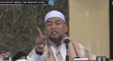 Viral Ceramah Ustaz Zulkifli Sebut Laki-laki Sibuk Pecahkan Keperawanan di Surga