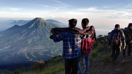 Pantangan Gunung Sumbing, Jangan Mengucap Dingin.